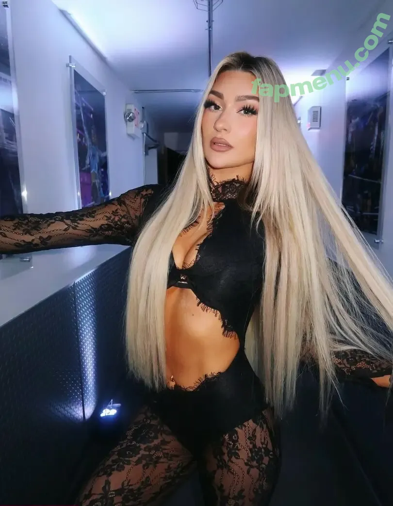 Izzi Dame nude photo #0384 (WWE NXT / izzi_bee / izzi_wwe)