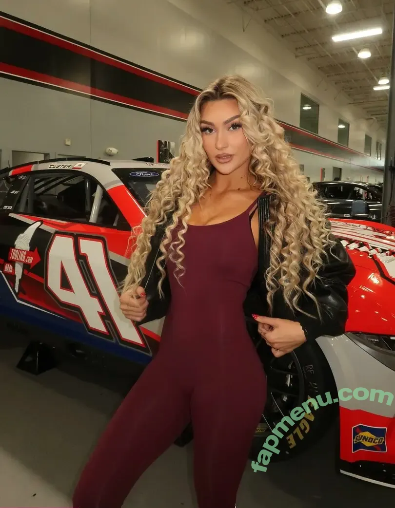 Izzi Dame nude photo #0392 (WWE NXT / izzi_bee / izzi_wwe)