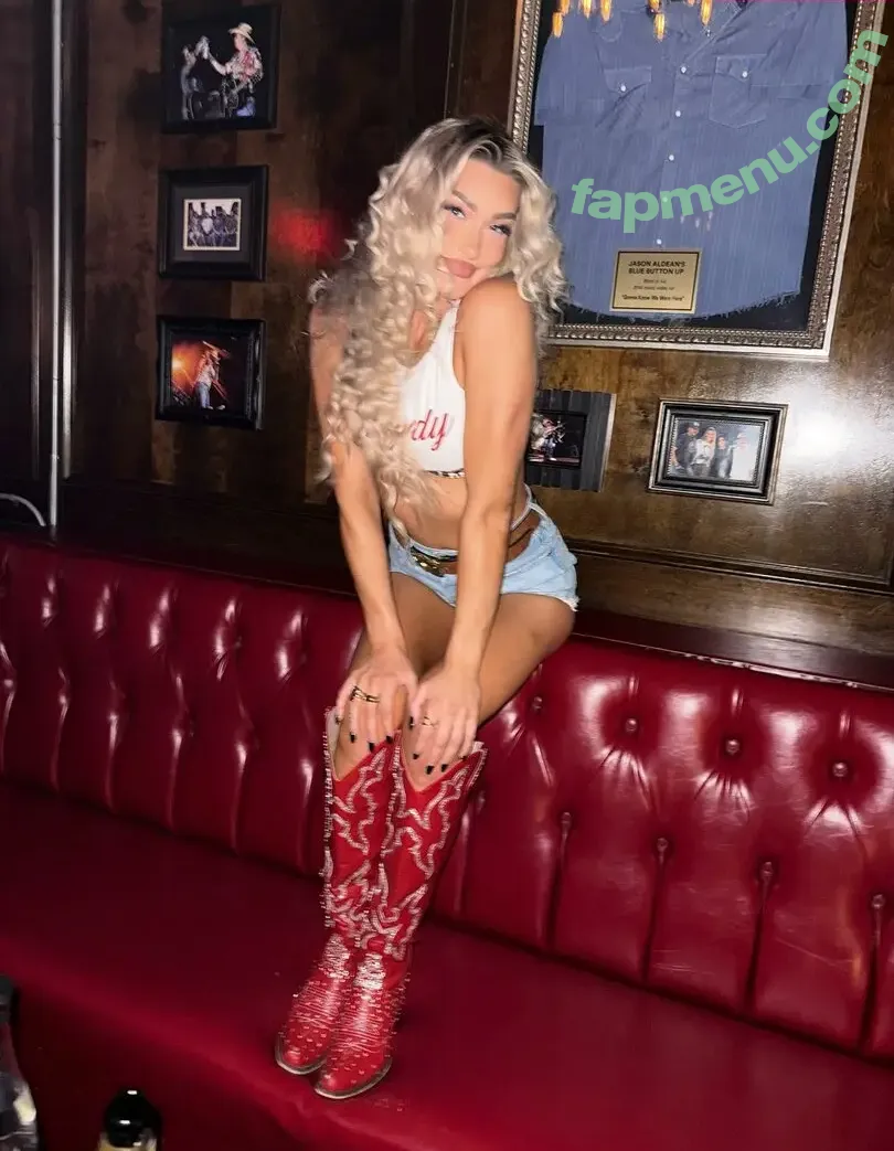 Izzi Dame nude photo #0408 (WWE NXT / izzi_bee / izzi_wwe)