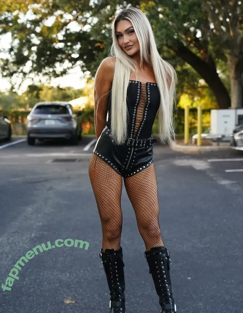 Izzi Dame nude photo #0416 (WWE NXT / izzi_bee / izzi_wwe)