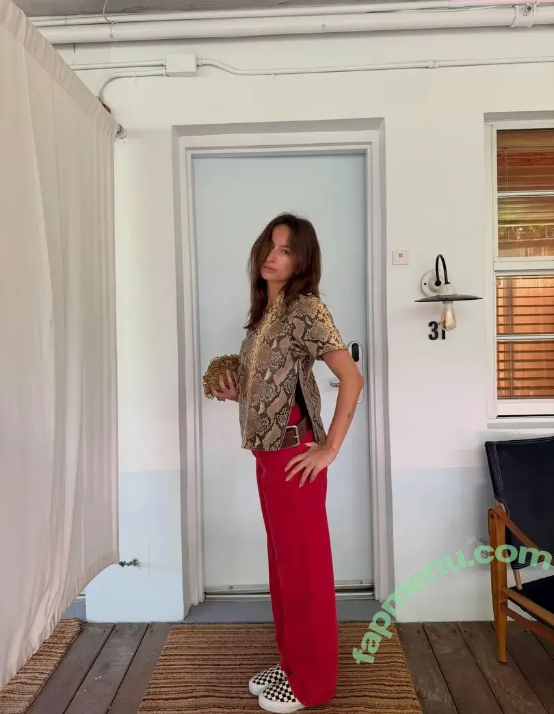 izzipoopi nude photo #0085 (izzipoopi)