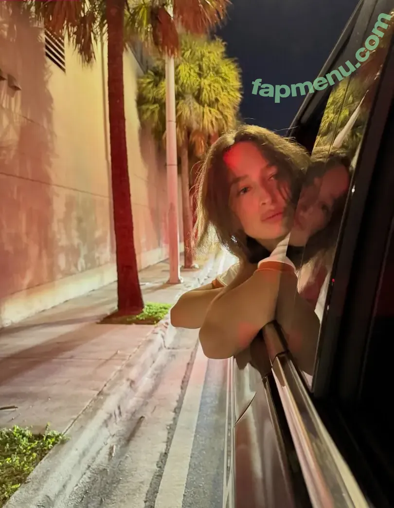 izzipoopi nude photo #0089 (izzipoopi)