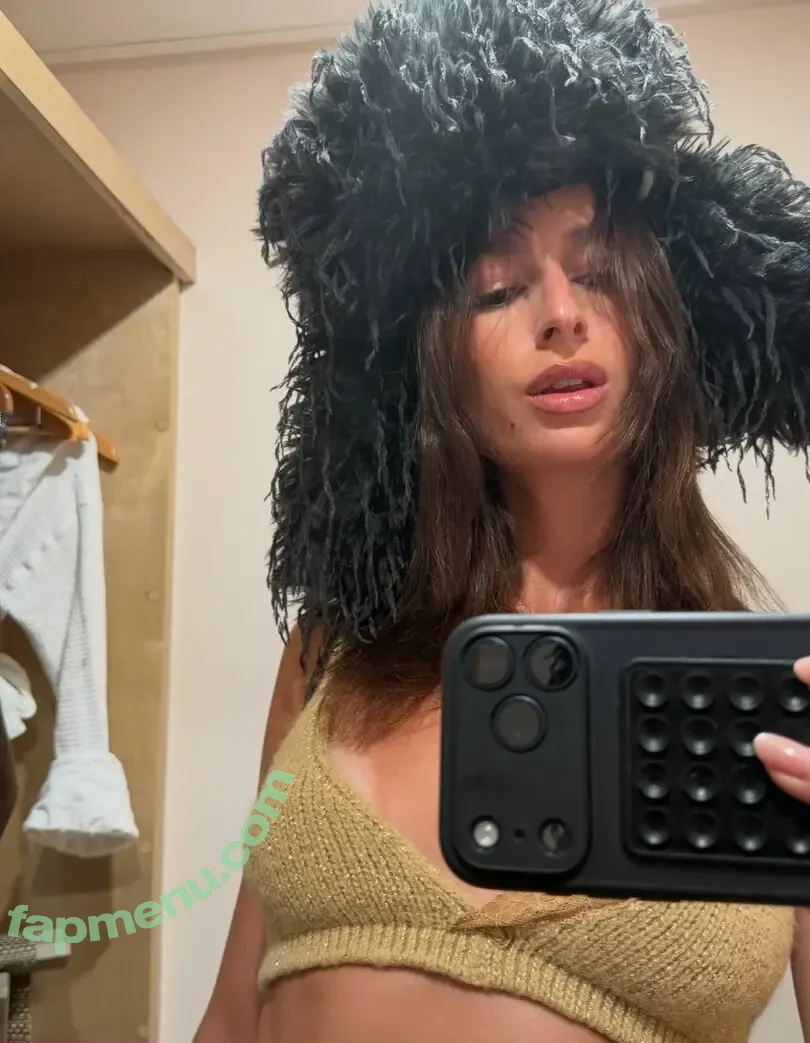 izzipoopi nude photo #0094 (izzipoopi)