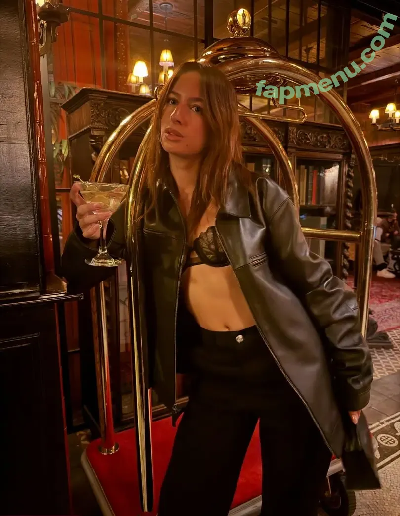 izzipoopi nude photo #0103 (izzipoopi)