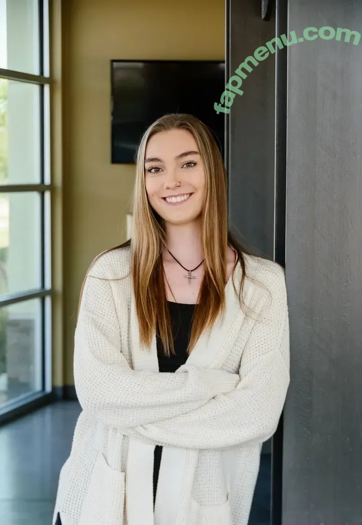 Izziyo14 nude photo #0049 (Izzijoe14 / Izzilzyo)