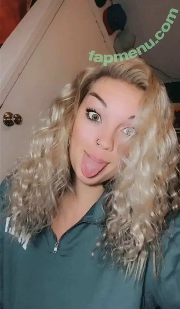 Izziyo14 nude photo #0056 (Izzijoe14 / Izzilzyo)