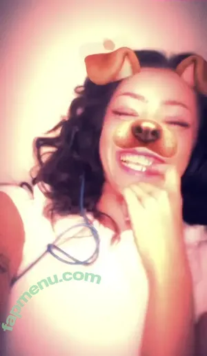 Izzlarissa / spicylarissa / spicyxlarissa nude photo #0007