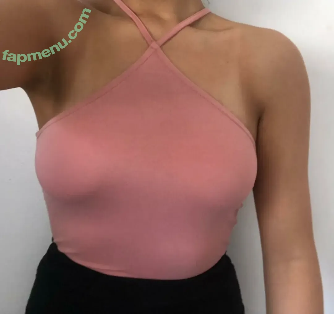 Izzy Barnes nude photo #0013 (izzybarnes96)
