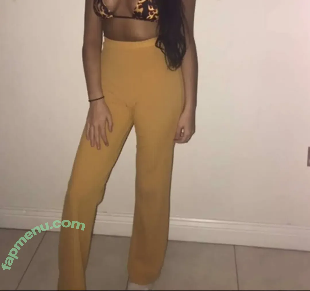 Izzy Barnes nude photo #0057 (izzybarnes96)