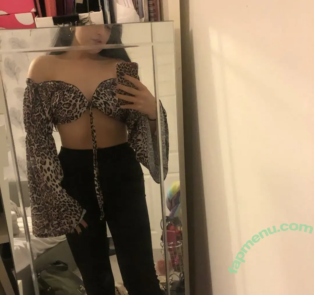 Izzy Barnes nude photo #0080 (izzybarnes96)