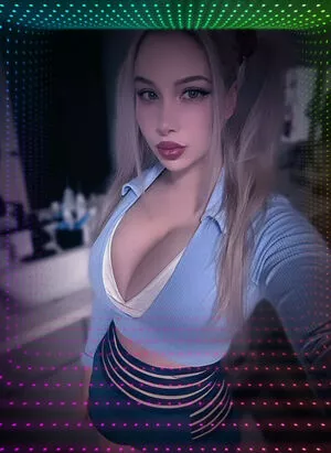 Izzy G / mizzizzyg / pnkysparkles nude photo #0093