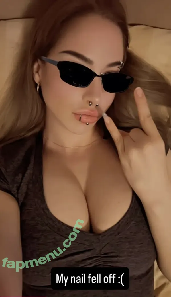 Izzy G nude photo #0481 (mizzizzyg / pnkysparkles)