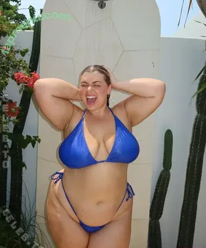 Izzy Nicholls / isabelnichollsnall nude photo #0155