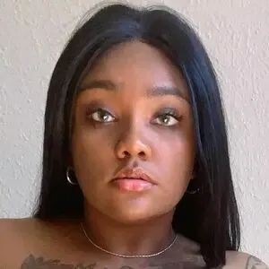 Izzy Saeko / izzysaeko nude photo #0002