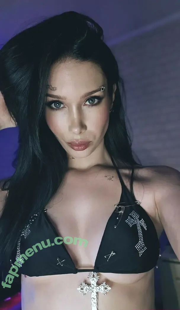 Izzy_uindi nude photo #0097 (Izzy_uindi)