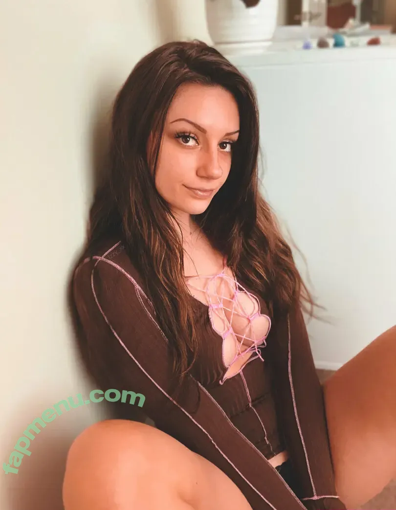 Izzy_xx nude photo #0492 (BlancNoir / izzy_xx7 / thexxgirl)