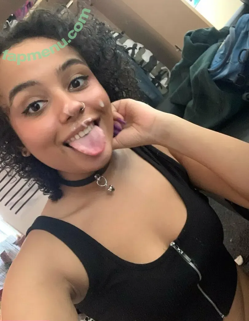 Izzy nude photo #0009 (izzyvega / izzyzapata_)
