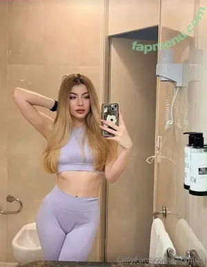 izzyblu1 nude