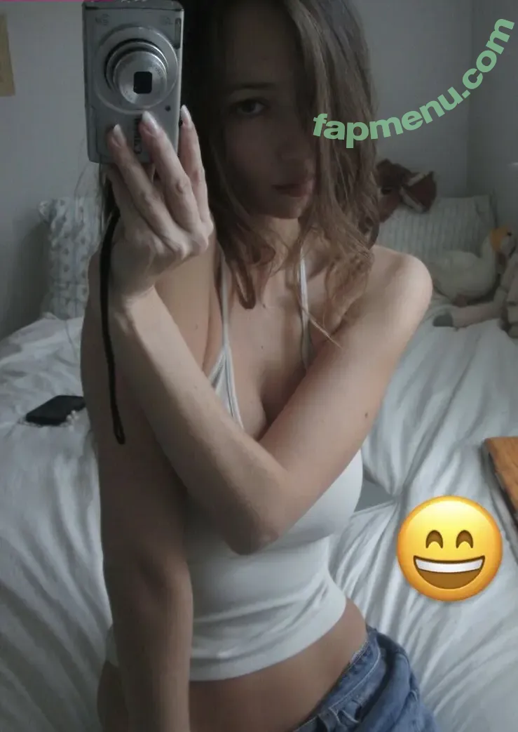 izzymay16 nude photo #0014 (izzymay16)