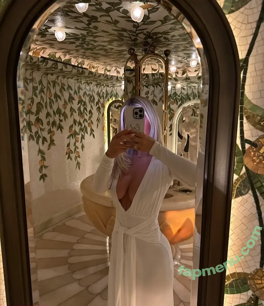 IzzyTaffs nude photo #0307 (Isabel Taffs / isabel_taffs / izzytaffs_x)