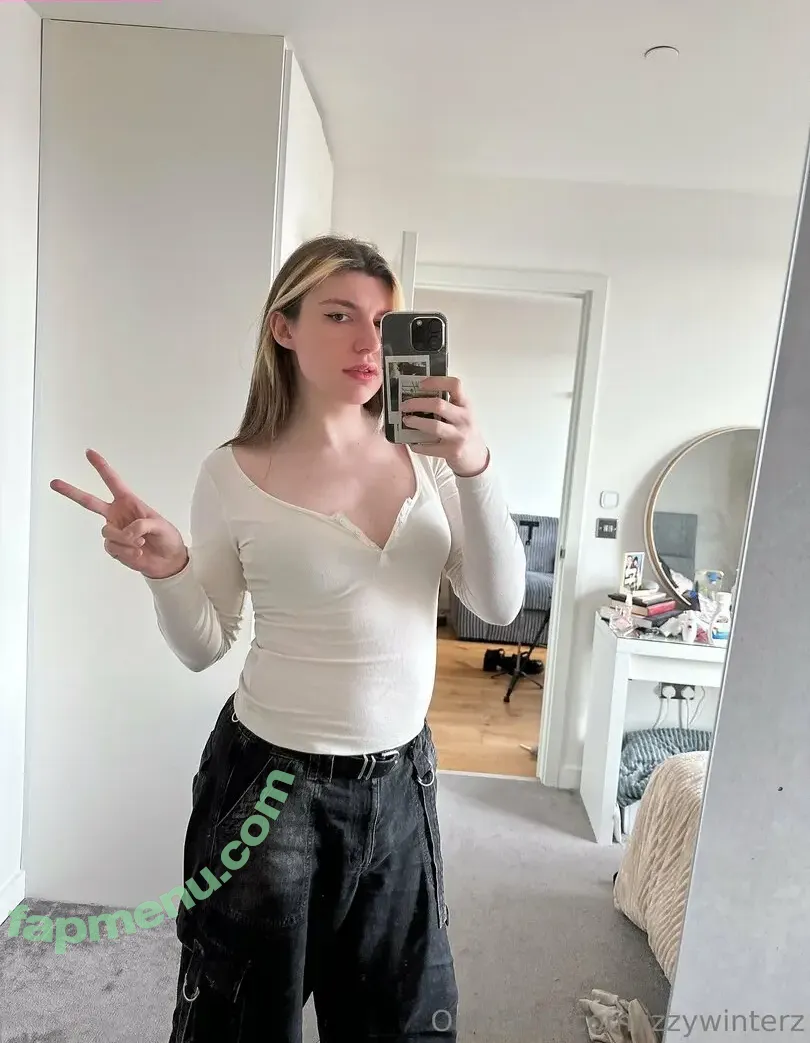 izzywinterz nude photo #0074 (izzywinterz)