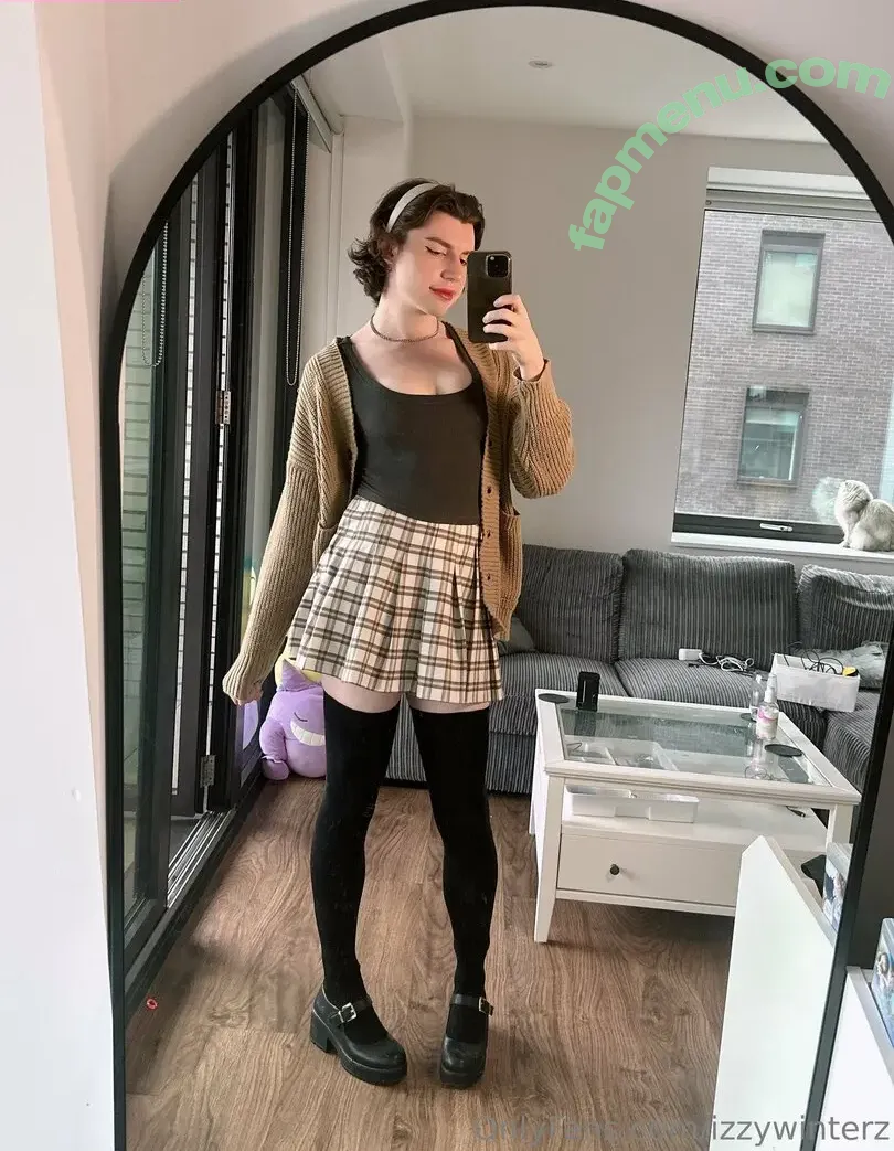 izzywinterz nude photo #0109 (izzywinterz)