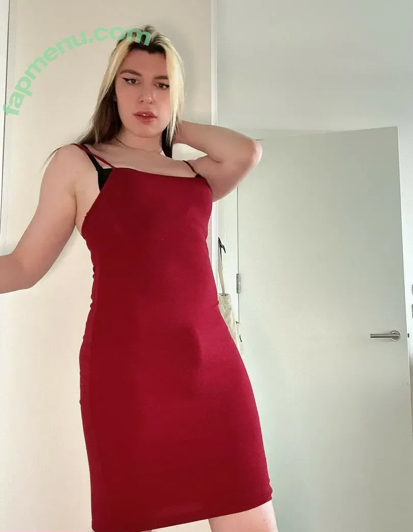 izzywinterz nude photo #0133 (izzywinterz)
