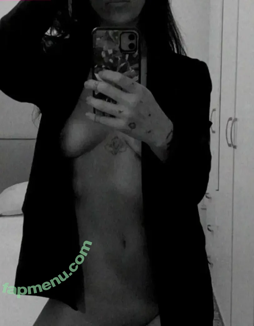 J_ooma nude photo #0018 (j.ooma)