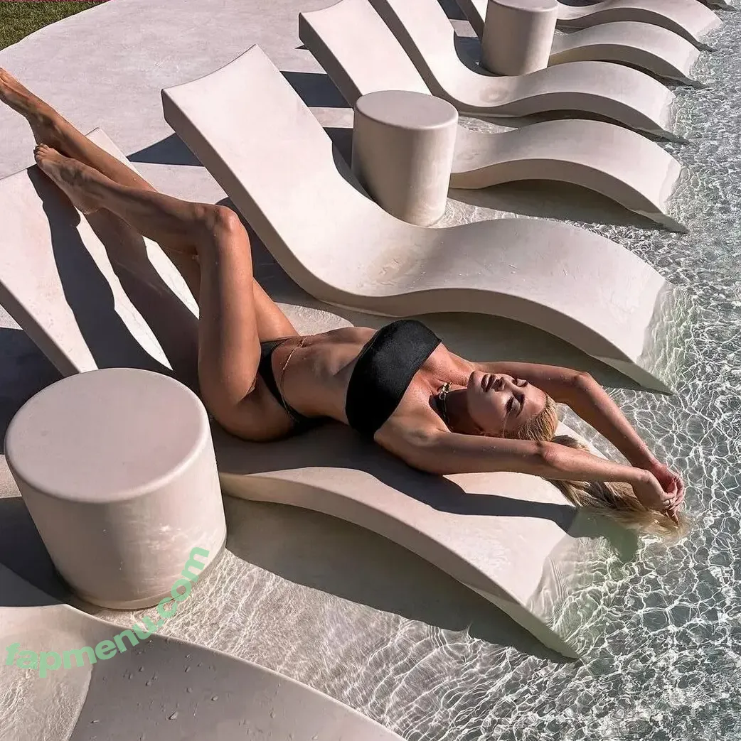 j.touni nude photo #0041 (Ιωάννα Τούνη)