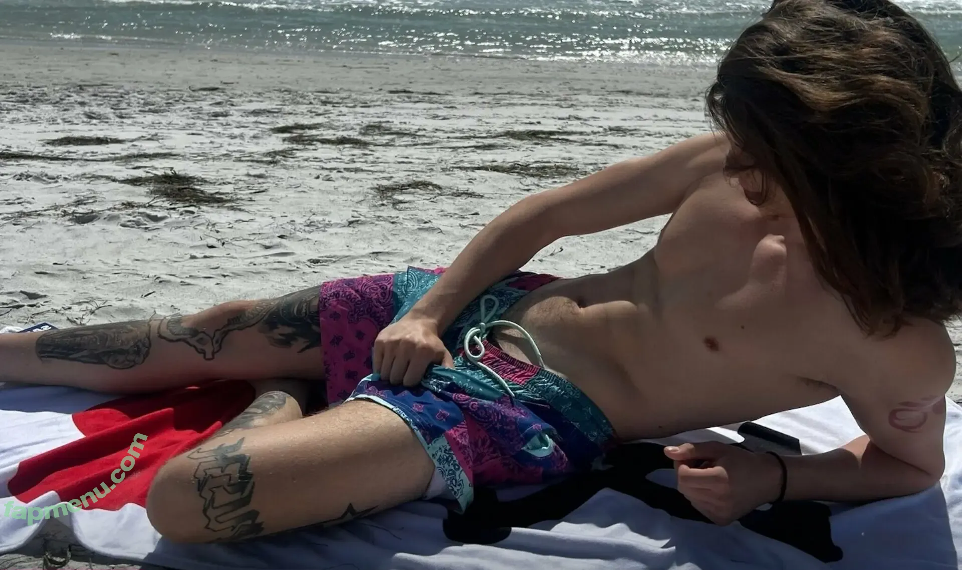 j2krazy nude photo #0007 (j2krazy.__)