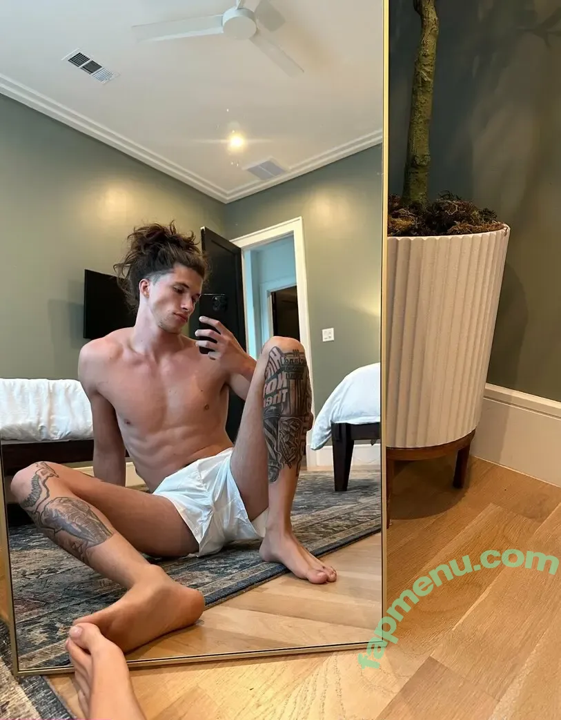 j2krazy nude photo #0018 (j2krazy.__)