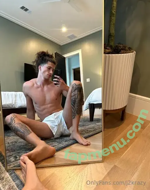 j2krazy nude photo #0029 (j2krazy.__)