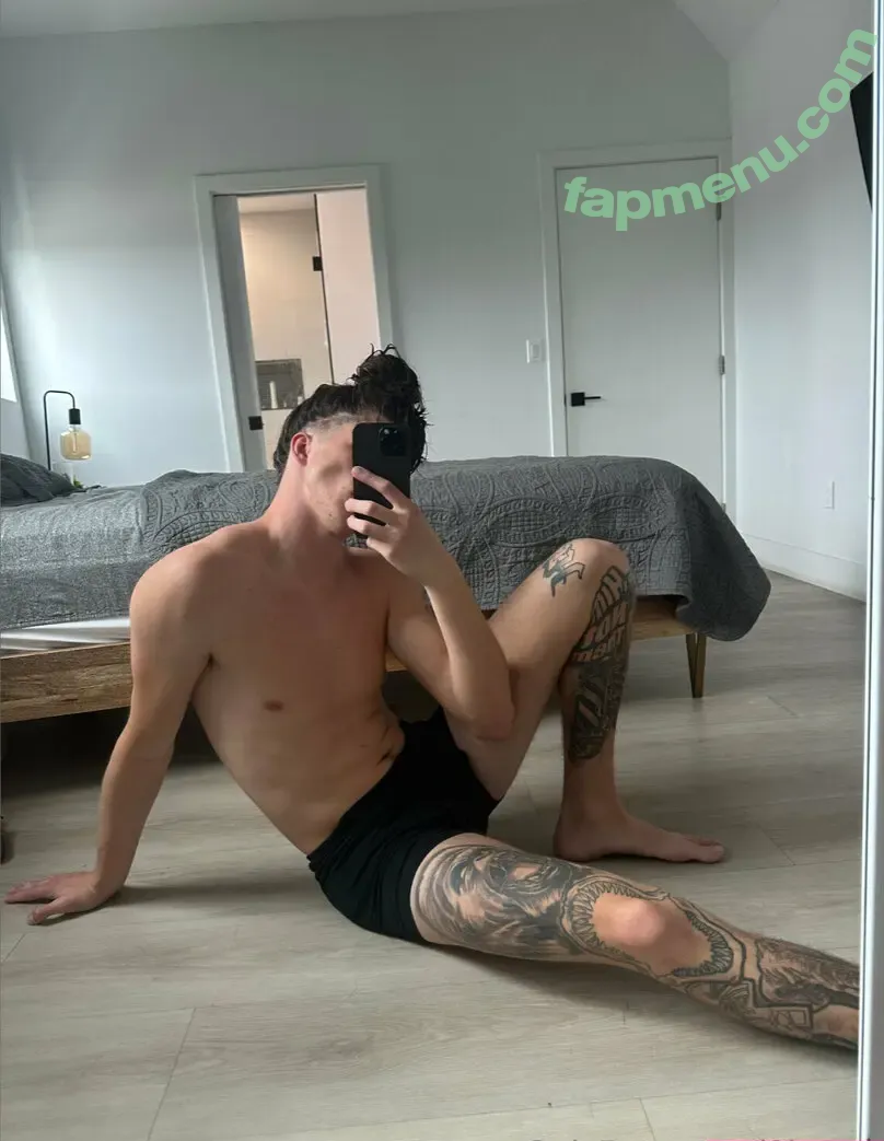j2krazy nude photo #0035 (j2krazy.__)