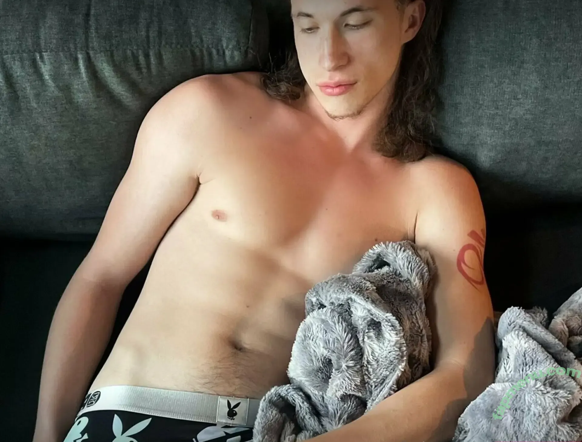 j2krazy nude photo #0042 (j2krazy.__)
