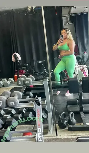 j3nyfrmtheblock / jenny.from.the.block nude photo #0076