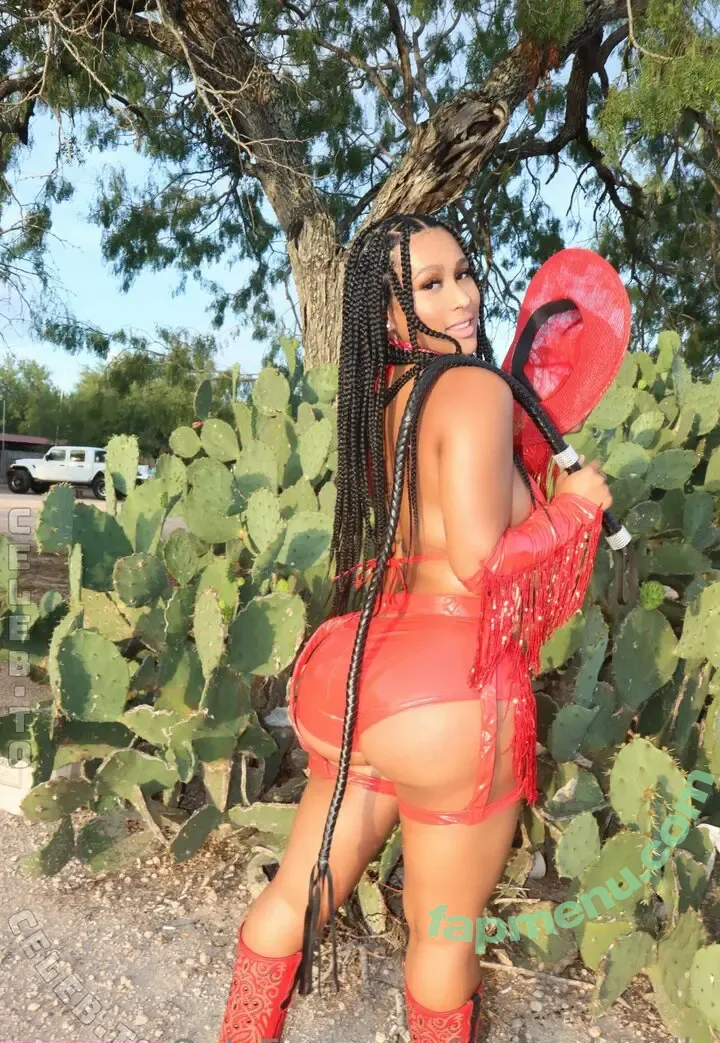 Jaaden Kyrelle nude photo #0098 (Jaadenkyrelle / jaadennevalasts / jdenkyrelle / juicykyrelle / socialslut2 / thejaadenkyrelle)