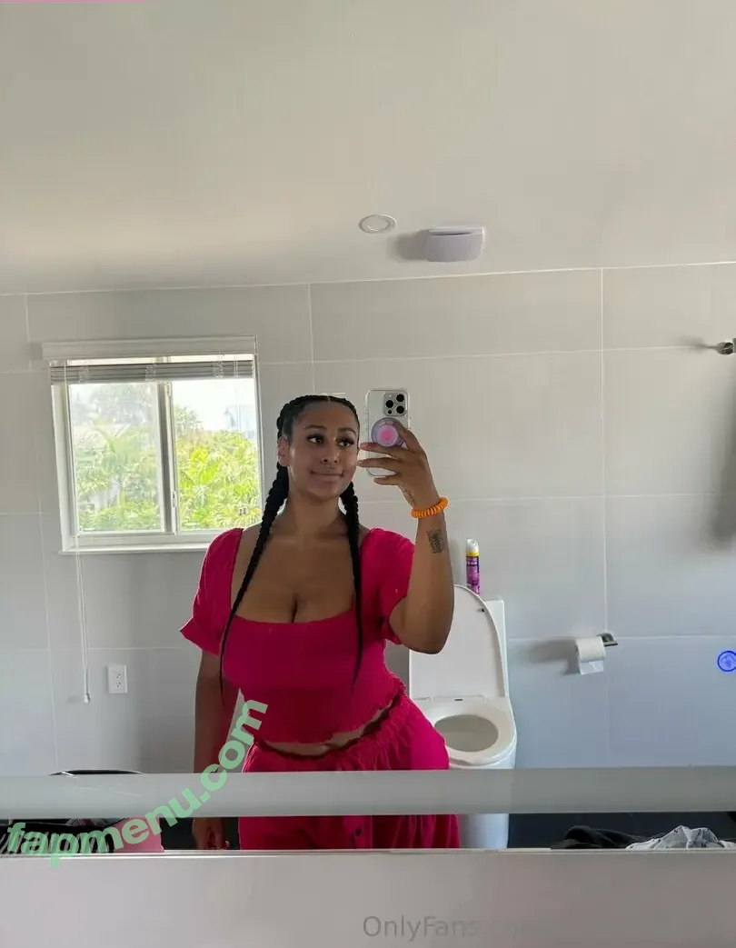 jaadenforfree nude photo #0005 (thejaadenkyrelle)