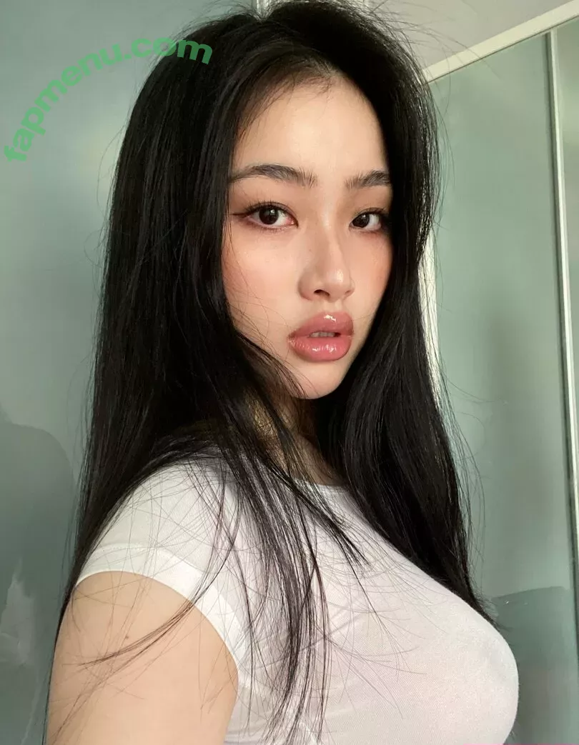 Jaamietan nude photo #0019 (Jamie Tan)