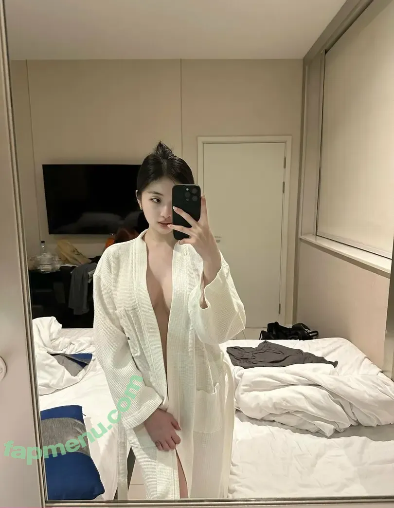 Jaamietan nude photo #0335 (Jamie Tan)