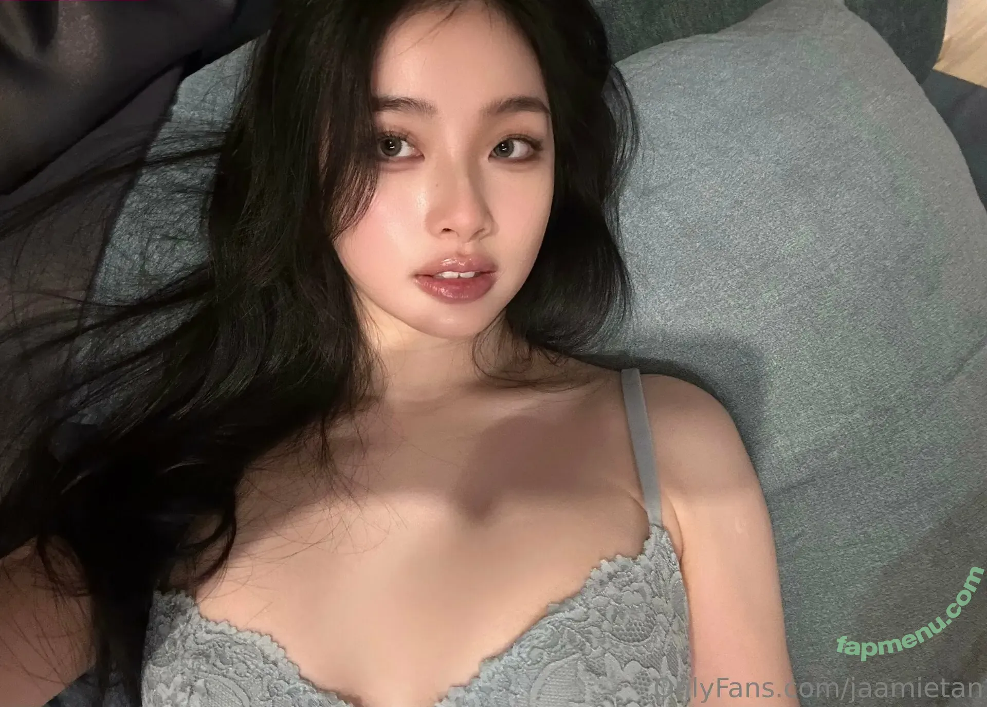 Jaamietan nude photo #0341 (Jamie Tan)