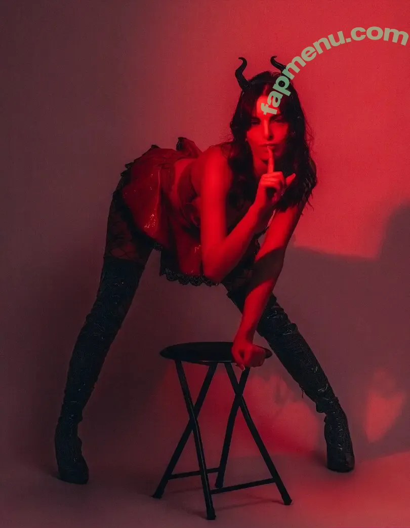 Jacelyn Fincher nude photo #0044 (jxce_fxnch)