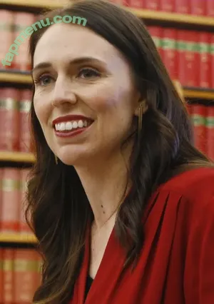 Jacinda Ardern / jacindaardern nude photo #0003