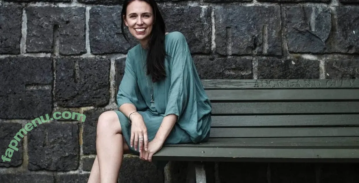 Jacinda Ardern nude photo #0016 (jacindaardern)