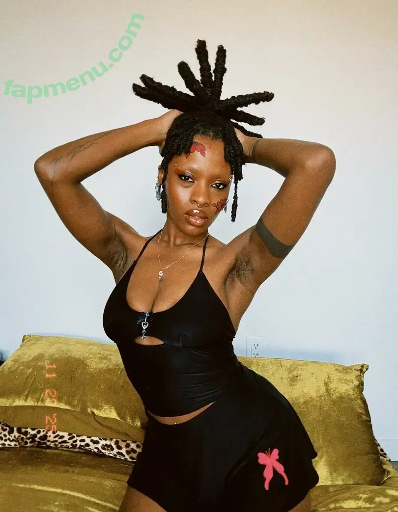 Jacinda nude photo #0187 (Adultsdrink / brokebackboys / tsjacinda)