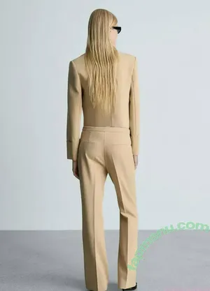  nude photo #0002