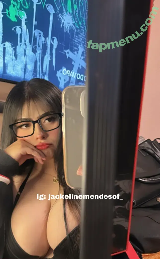jackemeercurio nude photo #0013 (jackelinemendesof_1)