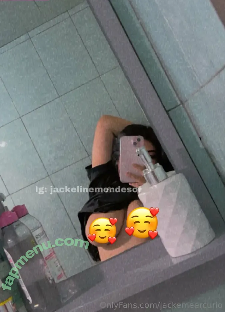 jackemeercurio nude photo #0017 (jackelinemendesof_1)