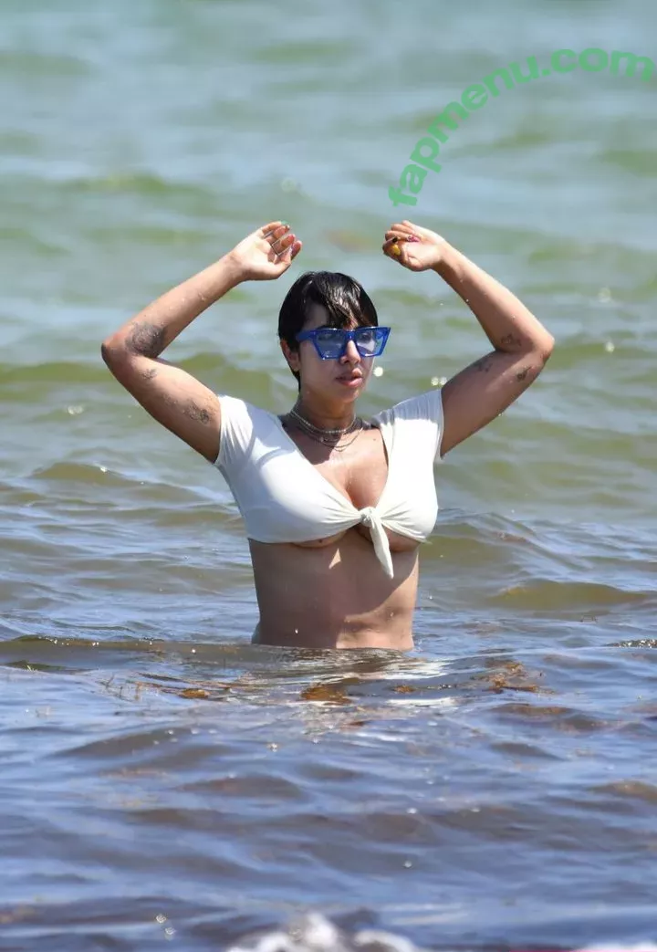 Jackie Cruz nude photo #0014 (jackiecruz)