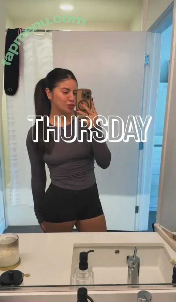 Jackie Figueroa nude photo #0005 (Jfeetz / jfigggs)