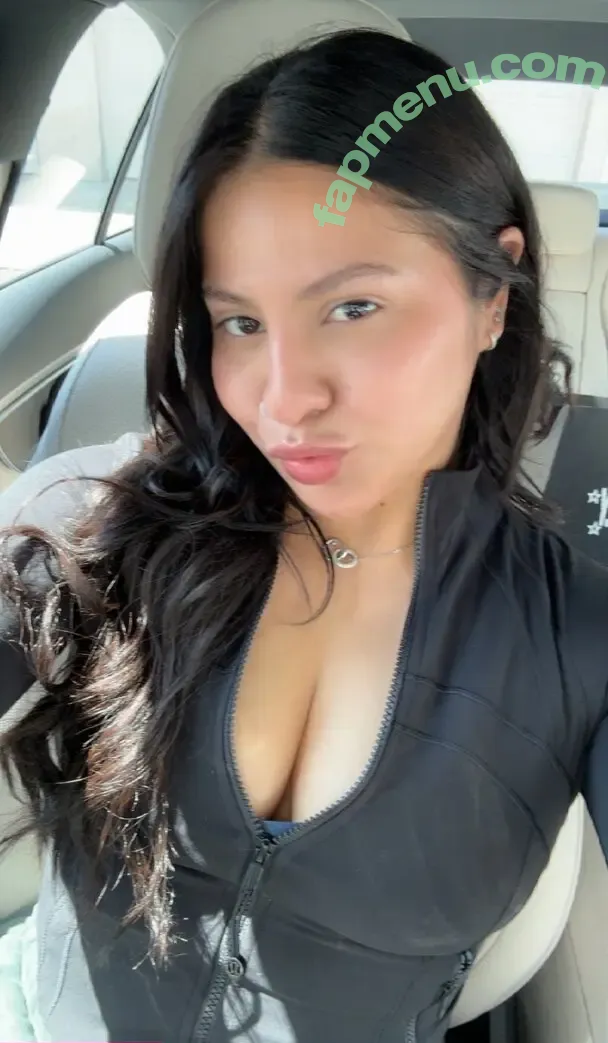 Jackie Figueroa nude photo #0022 (Jfeetz / jfigggs)